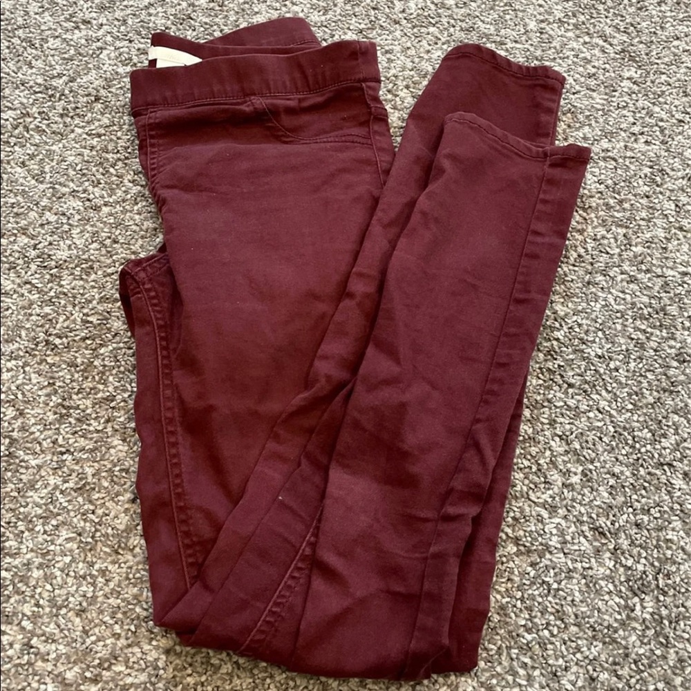 Maroon skinny pants/jeggings
